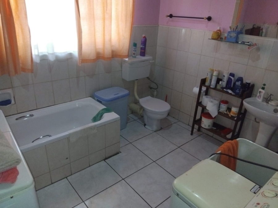 2 Bedroom Property for Sale in Declercqville North West